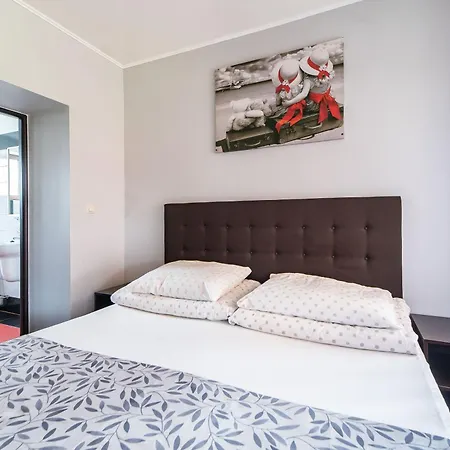 Деревянный коттедж Letniskowe Bursztynek