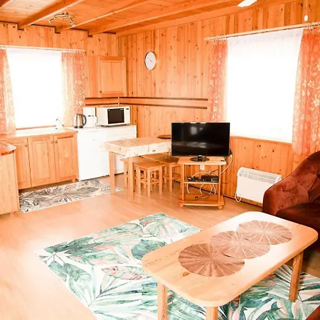 Деревянный коттедж Letniskowe Bursztynek *