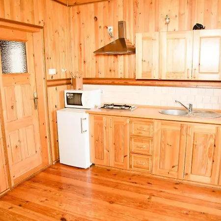 Деревянный коттедж Letniskowe Bursztynek Грзибово