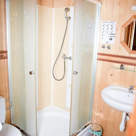 Деревянный коттедж Letniskowe Bursztynek *