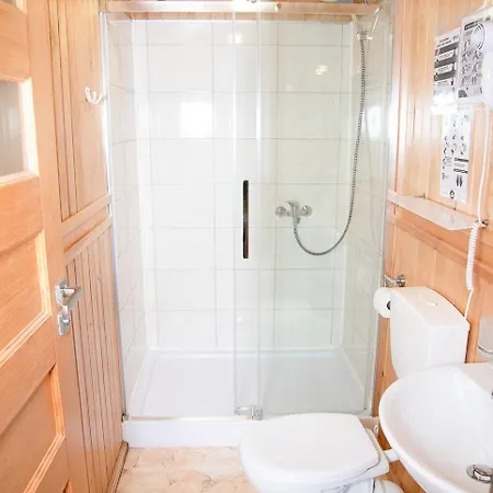 Letniskowe Bursztynek * Грзибово