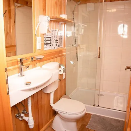 Letniskowe Bursztynek * Грзибово