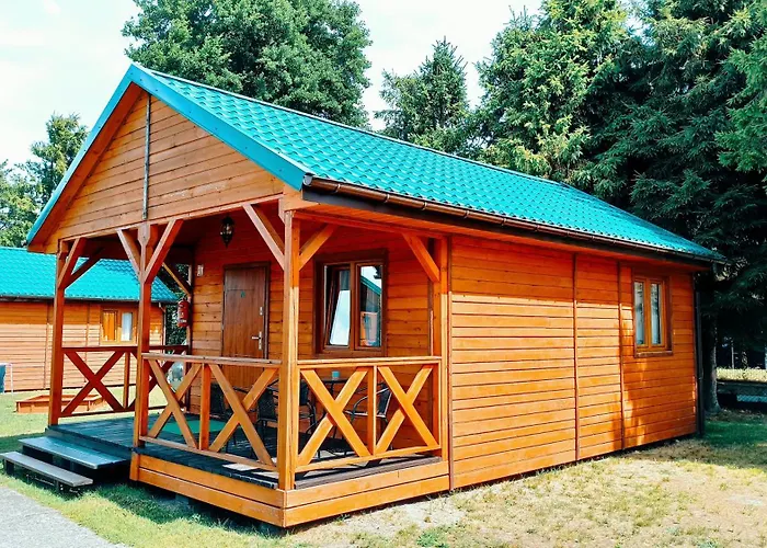 Letniskowe Bursztynek Lodge Grzybowo (West Pomeranian)
