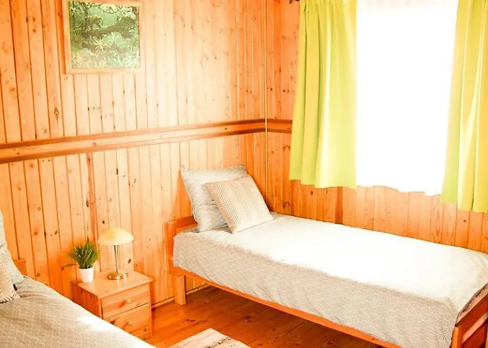 Lodge Letniskowe Bursztynek Grzybowo (West Pomeranian)