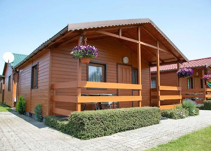 Letniskowe Bursztynek * Grzybowo (West Pomeranian)